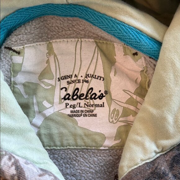 Cabela's Camouflage Hoodie - Picture 2 of 3